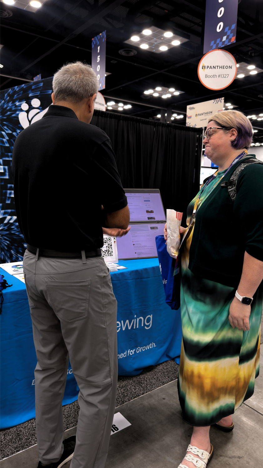 Tradewing CEO Lomesh Shah in conversation with Pam Seabolt of the Midwest Collaborative for Library Service at ASAE Annual
